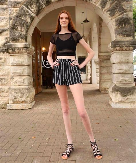 Apr 26, 2022 · Maci Currin, of Cedar Park, stands at 6-foot-10, with her legs comprising 60% of her overall height, The Sun reported. The 19-year-old, whose right and left legs measured at 134.3 centimeters (52. ... 